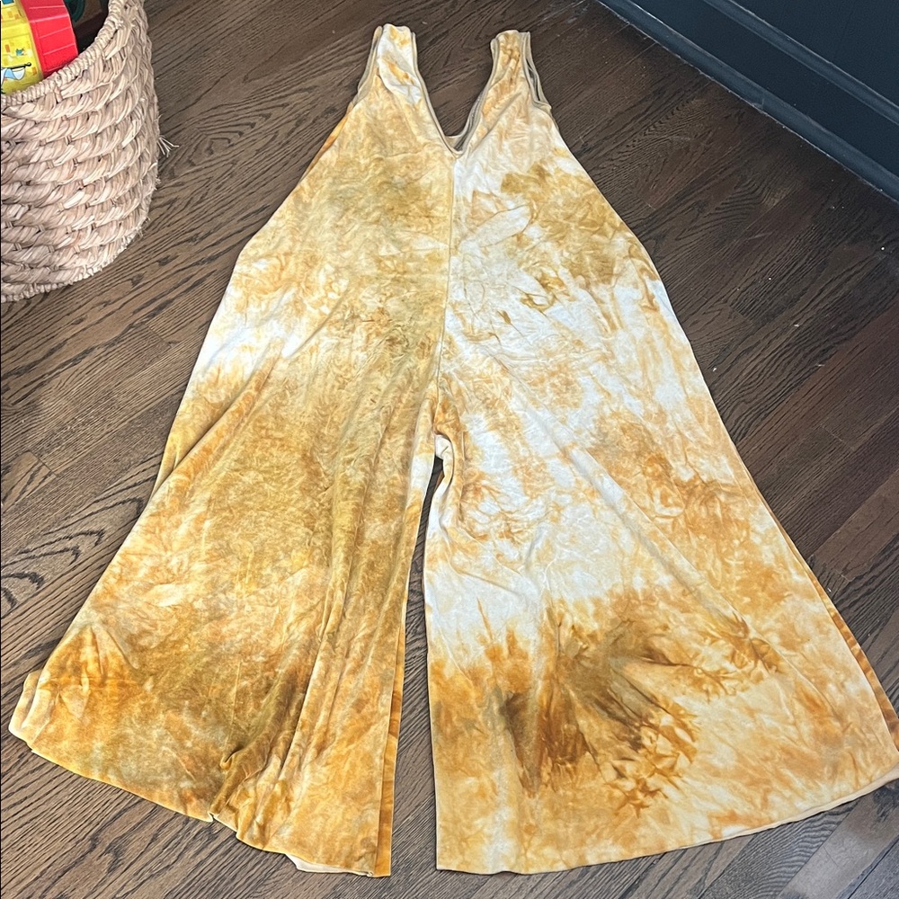 Tie-Dye Wide Leg Velvet Jumpsuit in Golden Yellow